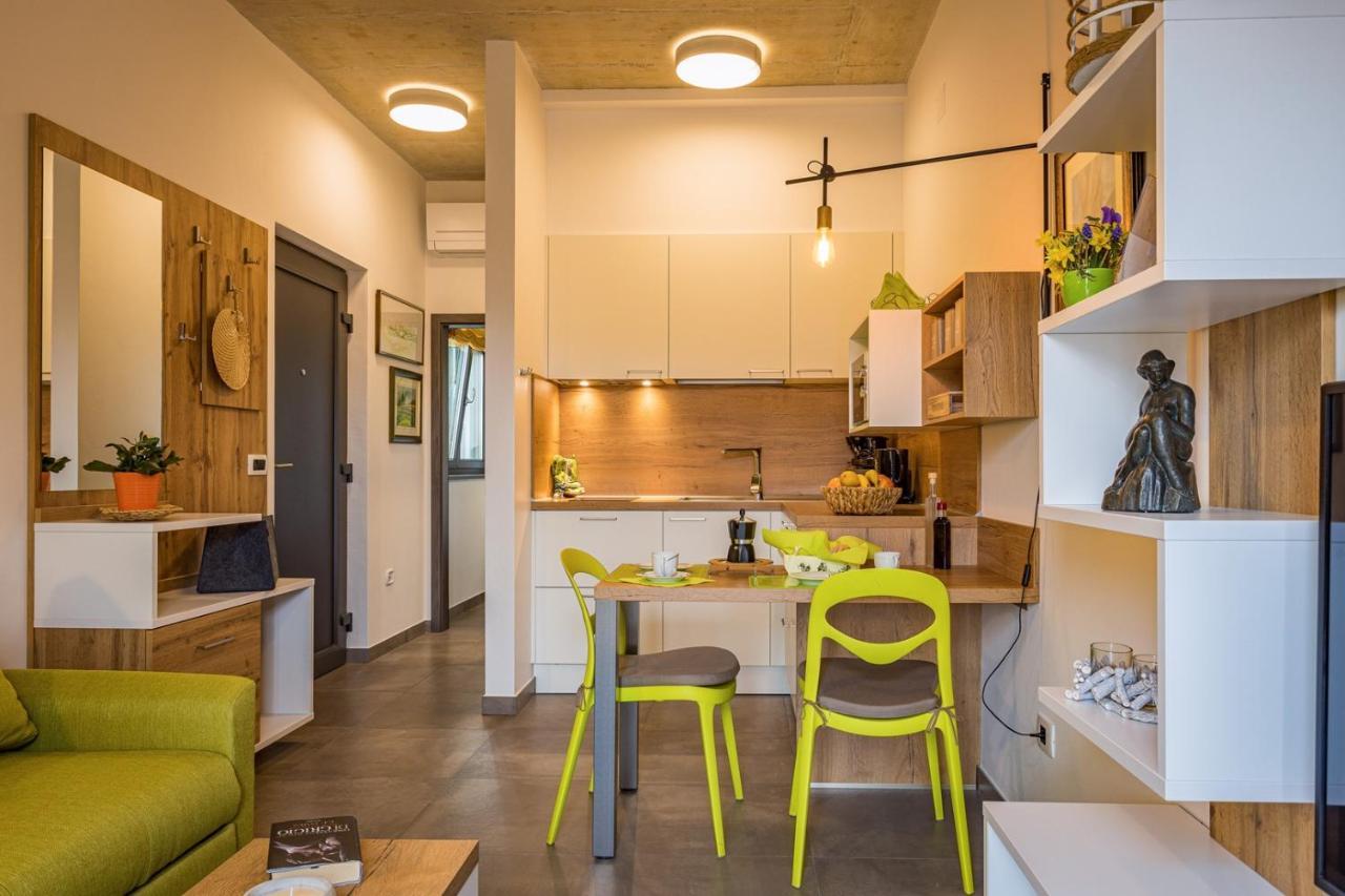 Apartments Bijou With Big Private Garden Near Umag Vilanija Zewnętrze zdjęcie